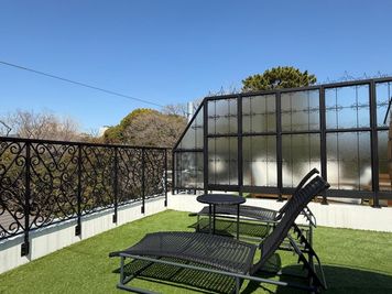 【表参道駅9分｜完全貸切】屋上東京タワー夜景｜駐車場・室内ゴルフ 【表参道駅9分｜完全貸切】屋上からは東京タワーの夜景を一望。の室内の写真