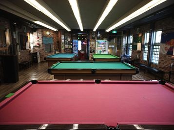【京橋】大京クラブｰレンタルスペース【DaikyoClub】 【🎱 京橋-ビリヤード場】大京クラブ【DaikyoClub】の室内の写真