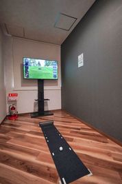 GOLFNEXT24 ユーカリが丘店 Dルーム（OKON）　※レフティ様優先の設備の写真
