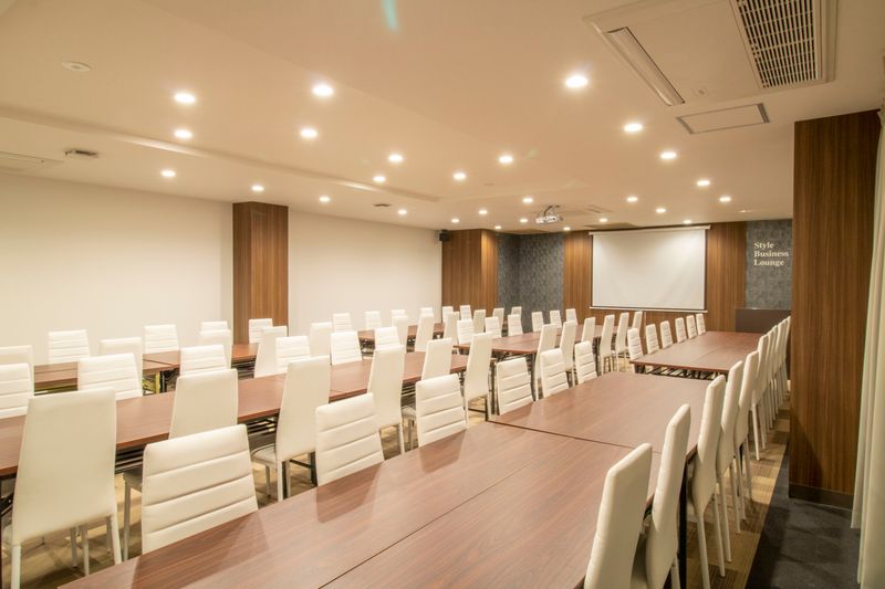 1F 大会議室 【60名様】 - SBL烏丸会議室