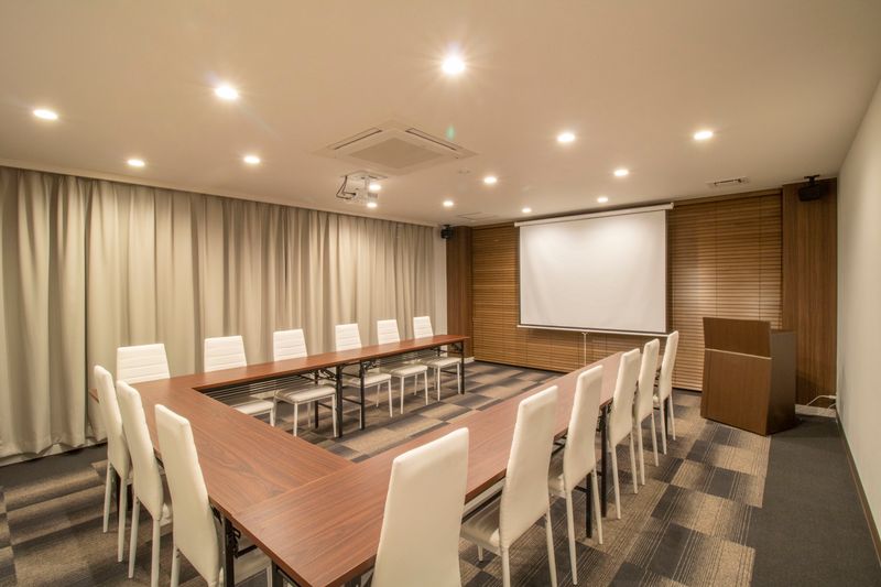 2F 中会議室① 【24名様】 - SBL烏丸会議室