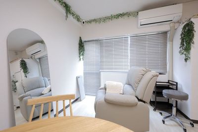 シェアcode福岡 - コミュニティサロンｰシェアcode福岡 カフェの次に活用したいワークスペースｰシェアcode福岡の室内の写真