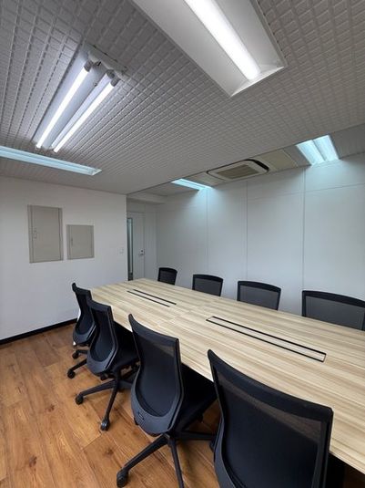 KOKURITSU MEETING BASE - リベルテ青山