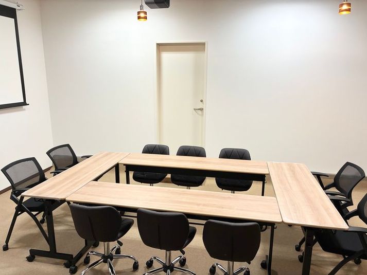 S.H.Plus プライベート利用、パーティ、映画鑑賞 - Station Hub 東口店