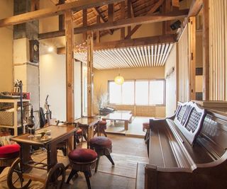 【菊水・学園前駅近】和室とバーカウンター｜生ピアノPA完備｜撮影・ライブ ※日曜は音制限あり - メイプルリーフクラブ