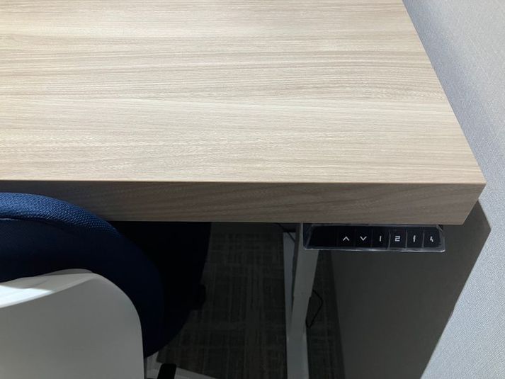 【昇降式デスク】完全個室 P-09(1名用) - HAKADORU立川北口店