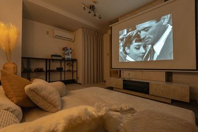 落ち着いたプライベート空間 - Private Screen Lounge なんばの室内の写真