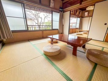 和室 - Makoto古民家ー若宮苑 Makoto古民家 若宮苑｜【春限定】庭に本物の桜が咲く一棟貸切の室内の写真