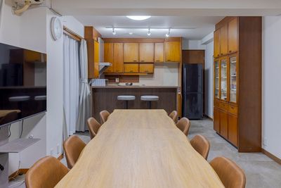 ダイニングテーブル2点、ダイニングチェアー8点 - タイムレス渋谷 タイムレス渋谷2F｜キッチン🍴｜パーティ🎉｜撮影📷｜会議の室内の写真