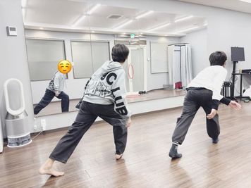 学校のダンスの授業の練習から本格的なダンスレッスンまで、お子様のご利用もお待ちしております！ - 塩釜駅目の前の＜FAME塩釜口＞ 【天白区】塩釜口駅スグのSRKレンタルスタジオの室内の写真