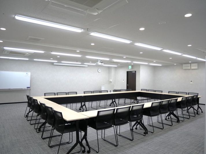 komaB02 45名Type - リファレンス広島小町ビル貸会議室