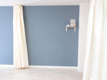 お着替えスペース - private salon ole 完全個室のレンタルサロン｜private salon ole の室内の写真