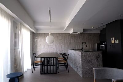 4人掛けのダイニングテーブル - studio naguの室内の写真