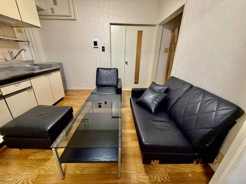 ぷらっとHOME ぷらっと会議室の室内の写真