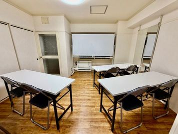 【札幌駅西口徒歩3分】ソファ面談・カウンセリング・少人数会議に最適 - ぷらっとHOME