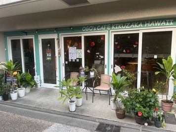 オゴオノロアハワイ OGO’sCAFE  パーティー、ライブスペースの入口の写真