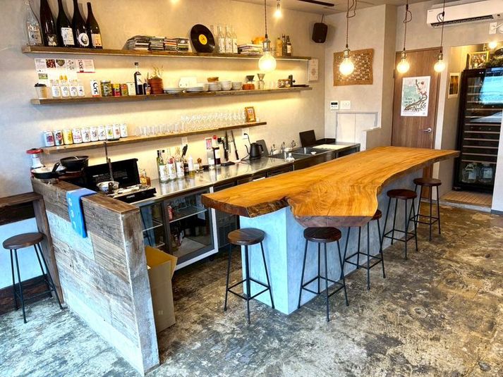 東川口駅付近にあるアットホームなBARスペースになります✨
撮影利用にもオススメスペースです📸 - Relax BAR 東川口 Relax BAR 東川口｜イベント・撮影利用📸の室内の写真