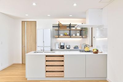 １階キッチン
※水道・ガス・冷蔵庫使用可 - スタジオピア 15B福町 撮影スタジオの室内の写真