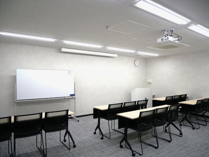 komaB01 15名Type - リファレンス広島小町ビル貸会議室