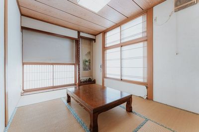 【個室・桜の間】撮影や着付け、Web会議にも。そば屋の趣ある6畳個室。 - 鈴木屋