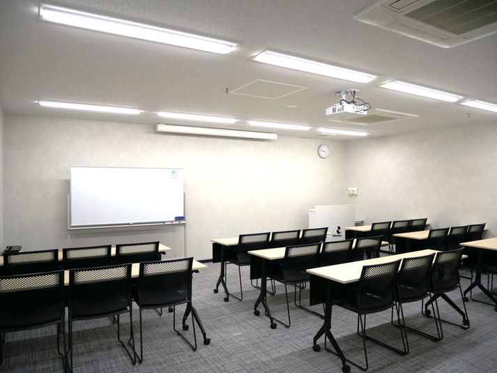 komaB01 24名Type - リファレンス広島小町ビル貸会議室