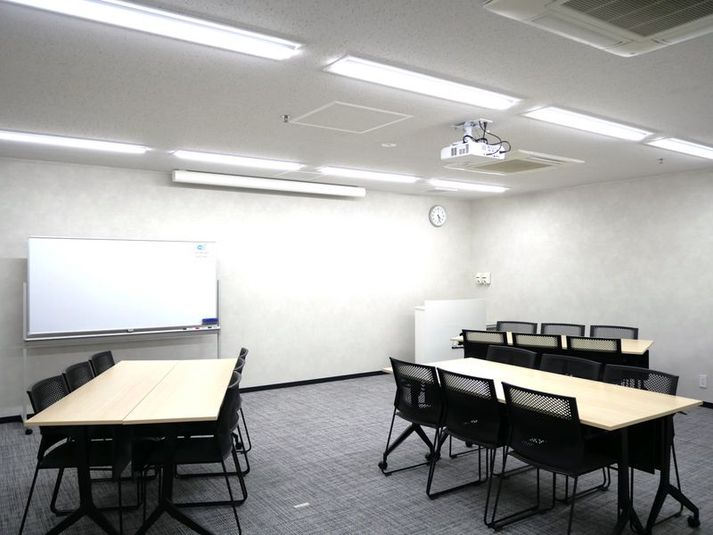 komaB01 24名Type - リファレンス広島小町ビル貸会議室