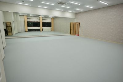 【駅徒歩1分】大型78平米バレエスタジオ (世界最高リノ採用) - 獨協大学前駅スタジオ