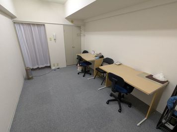 銀座スペース 銀座　会議・施術ベッド付きスペースの室内の写真