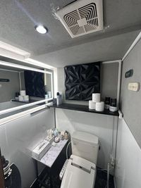 カラオケバーRe:ROOM北新地店 Bar Re:ROOM[北新地/梅田/貸切]の室内の写真