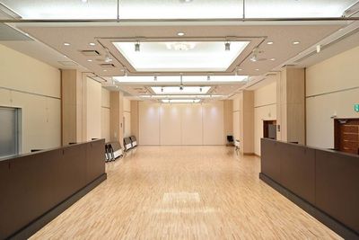 豐澤美術株式会社 大阪阿波座ホール 展示会 説明会 発表会 ゼミナール最適 の室内の写真