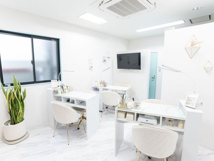 独立ネイリストの為のシェアサロン - Salon Neige