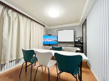 ワークスペース立川（旧SANGOレンタルスペース）の室内の写真