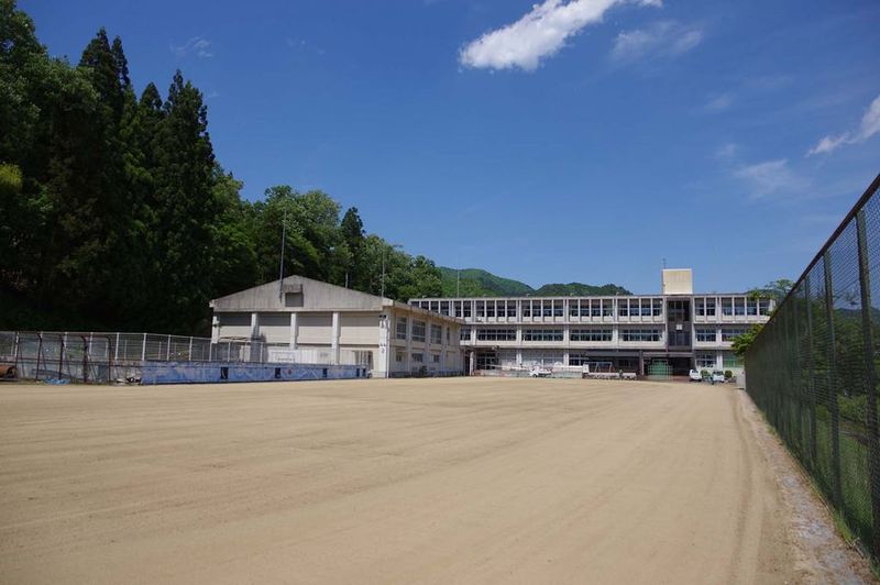 旧大野小学校（虹の湖キャンプ場）/廃校丸ごと貸切（体育館つき） - 旧大野小学校（虹の湖キャンプ場）/廃校丸ごと貸切（体育館つき）
