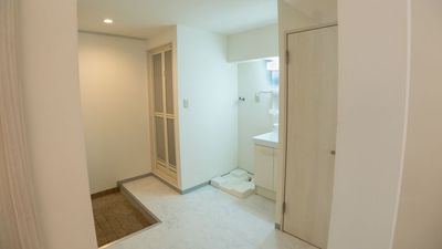 浜松町にある綺麗目のスペースになります✨
撮影利用も可能となります📸 - Relax one 浜松町 Relax one 浜松町｜交流会・歓送迎会🍃撮影可能📸の室内の写真