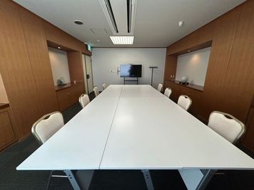 八日市ロイヤルホテル　レンタルスペース 八日市ロイヤルホテル　会議室の室内の写真