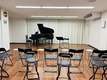 サロンコンサートや発表会、ワークショップなどイベント等に最適♪ グランドピアノ・マリンバ常設！ - 音楽スタジオ Keys&Reeds 