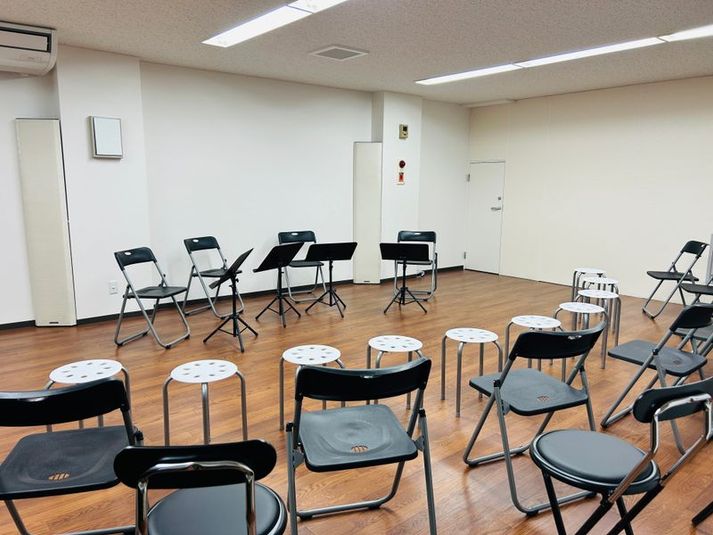 【プチ・サロン/２人以上利用】グランドピアノ・マリンバ常設♪ - 音楽スタジオ Keys&Reeds 