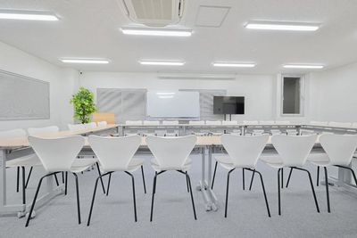 【Leaf京都駅前（大会議室）】 Leaf京都駅前（大会議室）の室内の写真