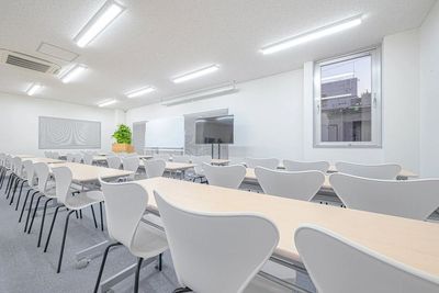 【Leaf京都駅前（大会議室）】 Leaf京都駅前（大会議室）の室内の写真