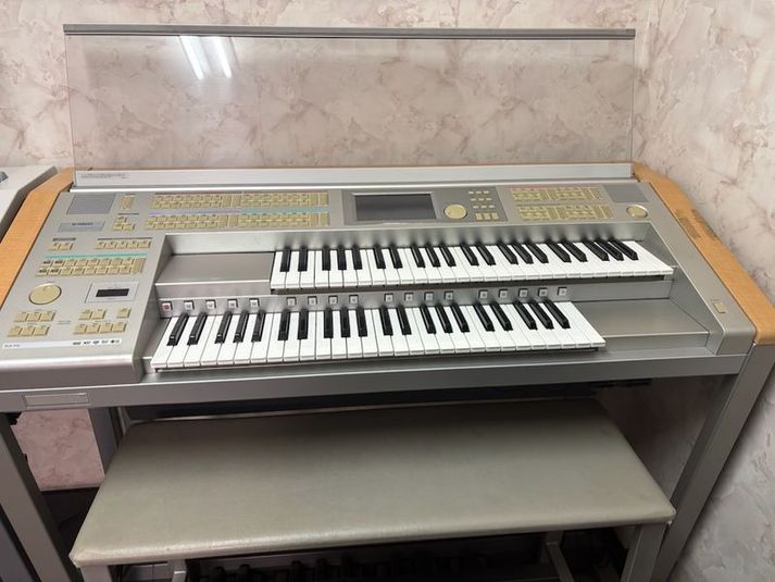 オークセンターF部屋 - ヤマハミュージックオークセンター