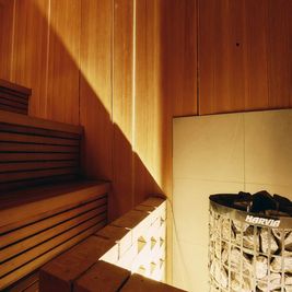 HUBHUB御徒町 ポルタの室内の写真