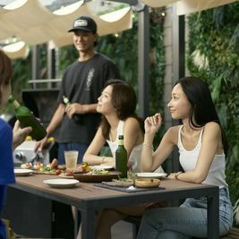 HUBHUB下北沢 サウナ＆BBQ 4名様プランの室内の写真