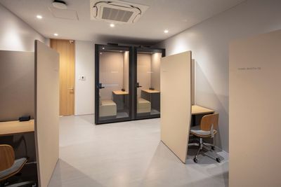 JR和歌山駅から徒歩8分 ‐ 完全個室のフォンブース_Key Site  - Key Site