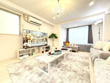 【期間限定40％割引】推し活👼話題のパーティー空間💓撮影🎀超大型65型TV🎗コスプレ🥻女子会/デート💃ママ会 - Pleasan_Z