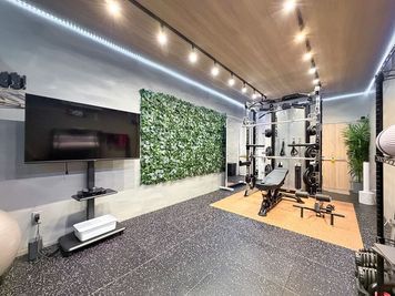 スペース全体 - コアフィットジム武蔵小杉の室内の写真