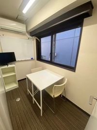【コピー】高田馬場駅徒歩1分・最大2名|Wi-Fi/モニター/ホワイトボード/落ち着いた空間で集中しやすい - 語学学校