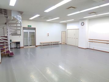 ダンスエリア - スタジオゴード ダンススタジオの室内の写真