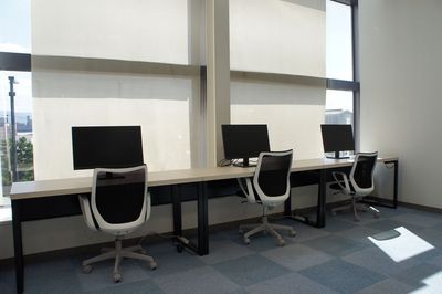 コワーキングスペース - コワーキングスペースSanoL･A･B 【6人掛けソファ席_2】‐コワーキングスペースSanoL･A･Bの室内の写真