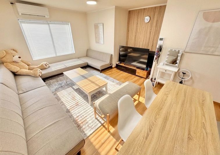 南林間に大人数で集まれるレンスペが登場‼️ - 【広スペ】南林間 南林間の広いレンタルスペースの室内の写真