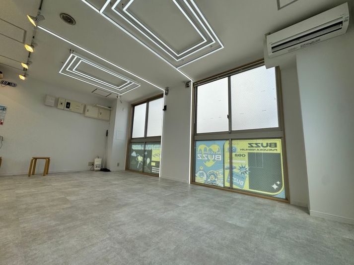 BUZZ福岡西新 1st｜ダンス・ヨガにおすすめ！ - 【BUZZ福岡西新】ダンスレンタルスタジオ 24時間OK